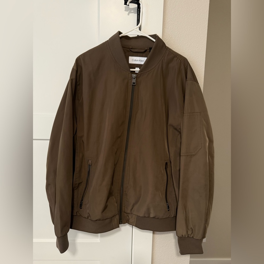 Men’s Calvin Klein jacket dark tan/brown Bomber Jacket size XL